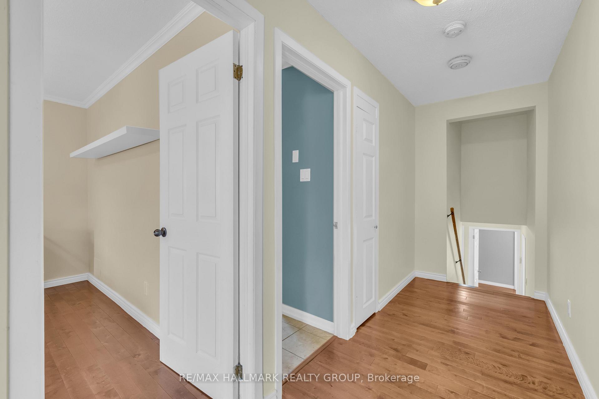 Photo 21 of 8 Scharf Lane, Ottawa, Kanata - Glencairn/Hazeldean — HOMEH