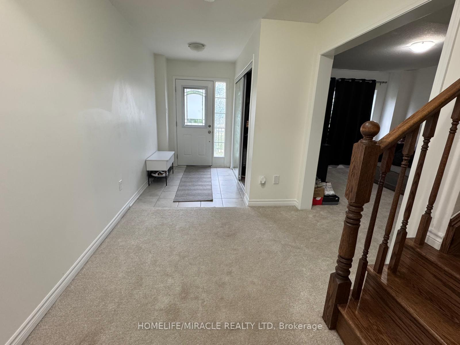 Photo 3 of 36 Outlook Terrace, Kitchener, Rosenburg — HOMEH