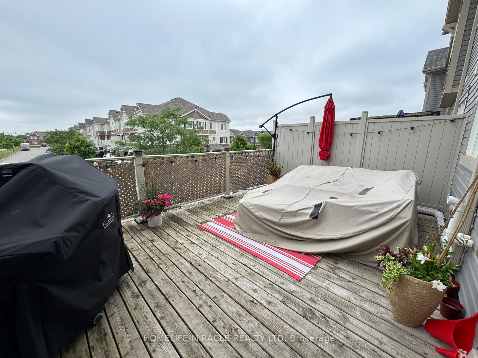 Photo 14 of 36 Outlook Terrace, Kitchener, Rosenburg — HOMEH