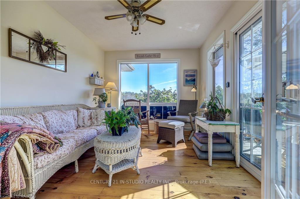 Photo 16 of 38 Sprucedale Drive, Kincardine — HOMEH