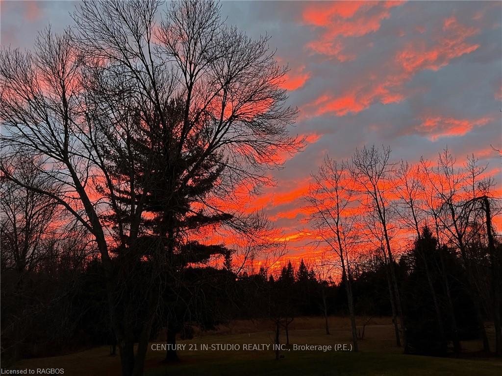Photo 32 of 38 Sprucedale Drive, Kincardine — HOMEH