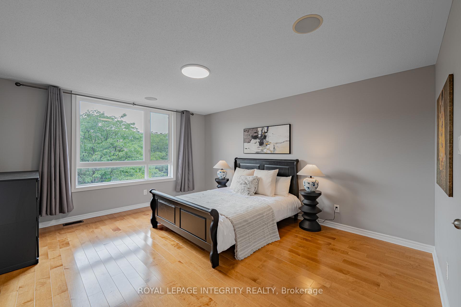 Photo 21 of 1121 Tischart Crescent, Ottawa, Kanata - Kanata Lakes/Heritage Hills — HOMEH