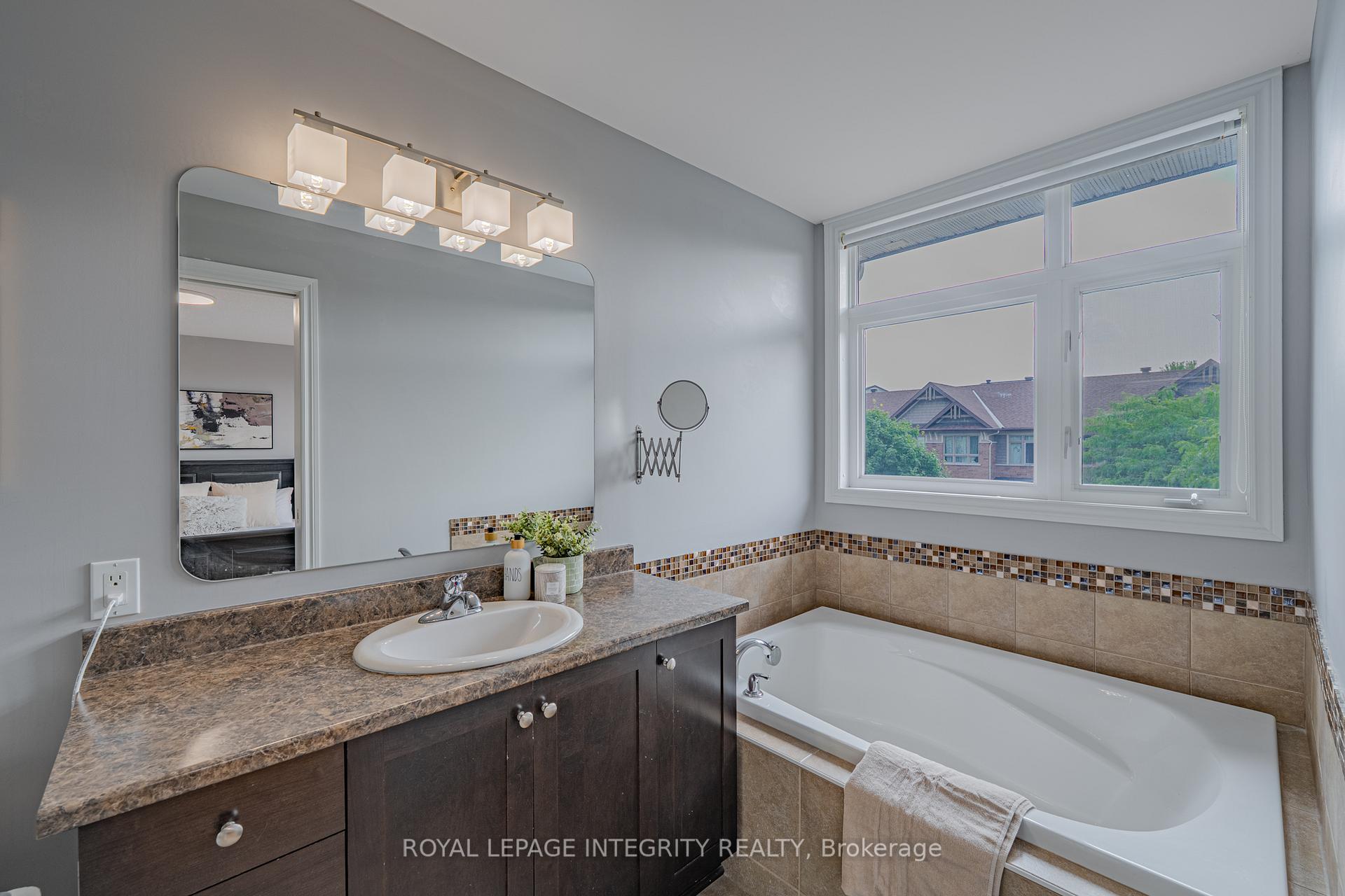Photo 22 of 1121 Tischart Crescent, Ottawa, Kanata - Kanata Lakes/Heritage Hills — HOMEH