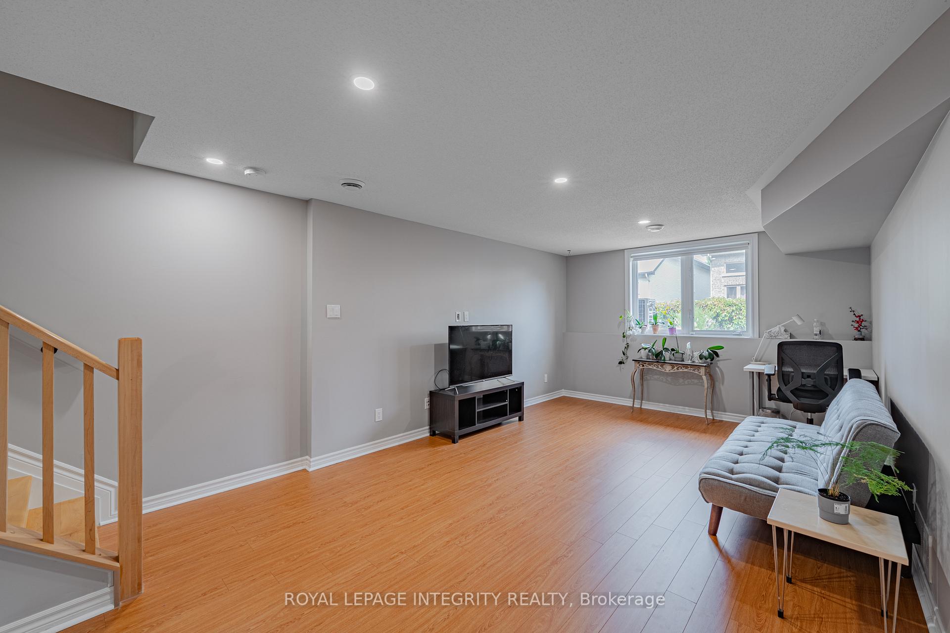 Photo 33 of 1121 Tischart Crescent, Ottawa, Kanata - Kanata Lakes/Heritage Hills — HOMEH