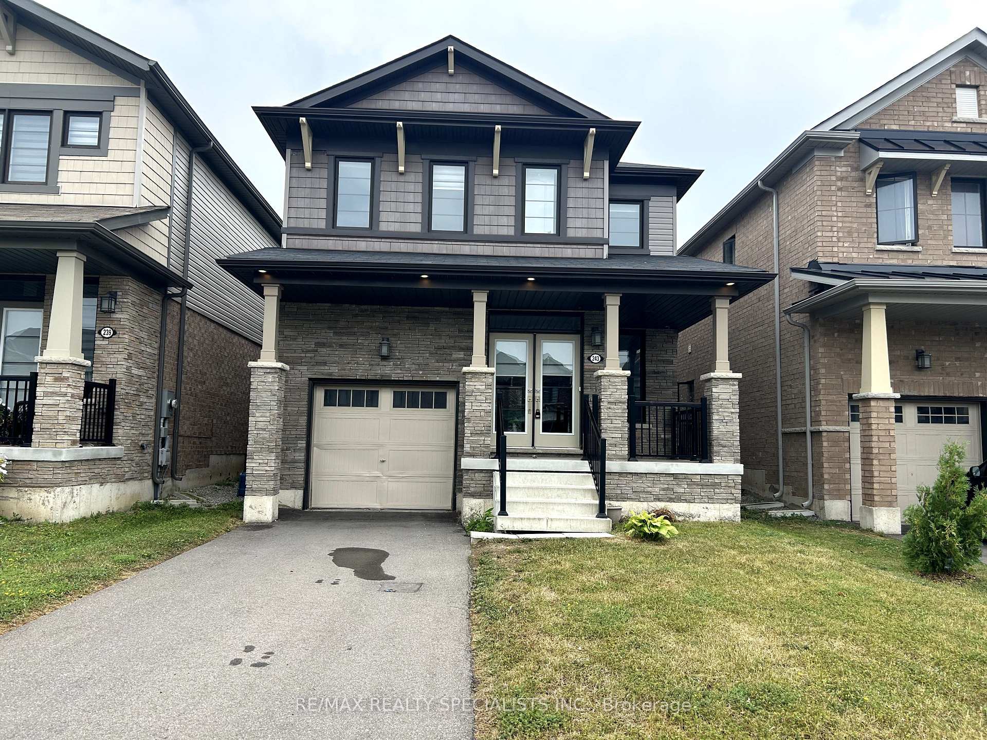 Photo 1 of 243 Bedrock Drive, Hamilton, Stoney Creek Mountain — HOMEH