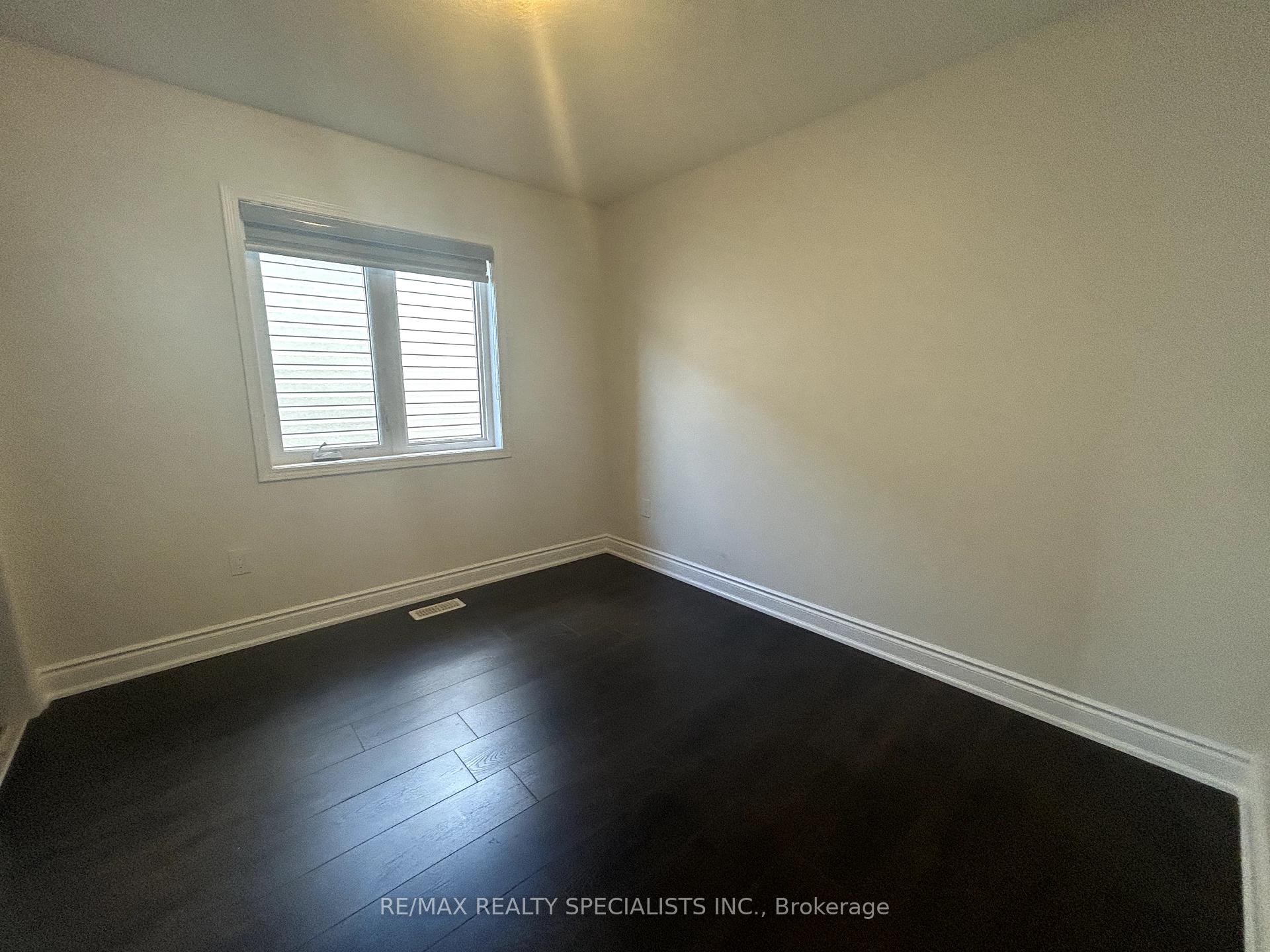 Photo 16 of 243 Bedrock Drive, Hamilton, Stoney Creek Mountain — HOMEH