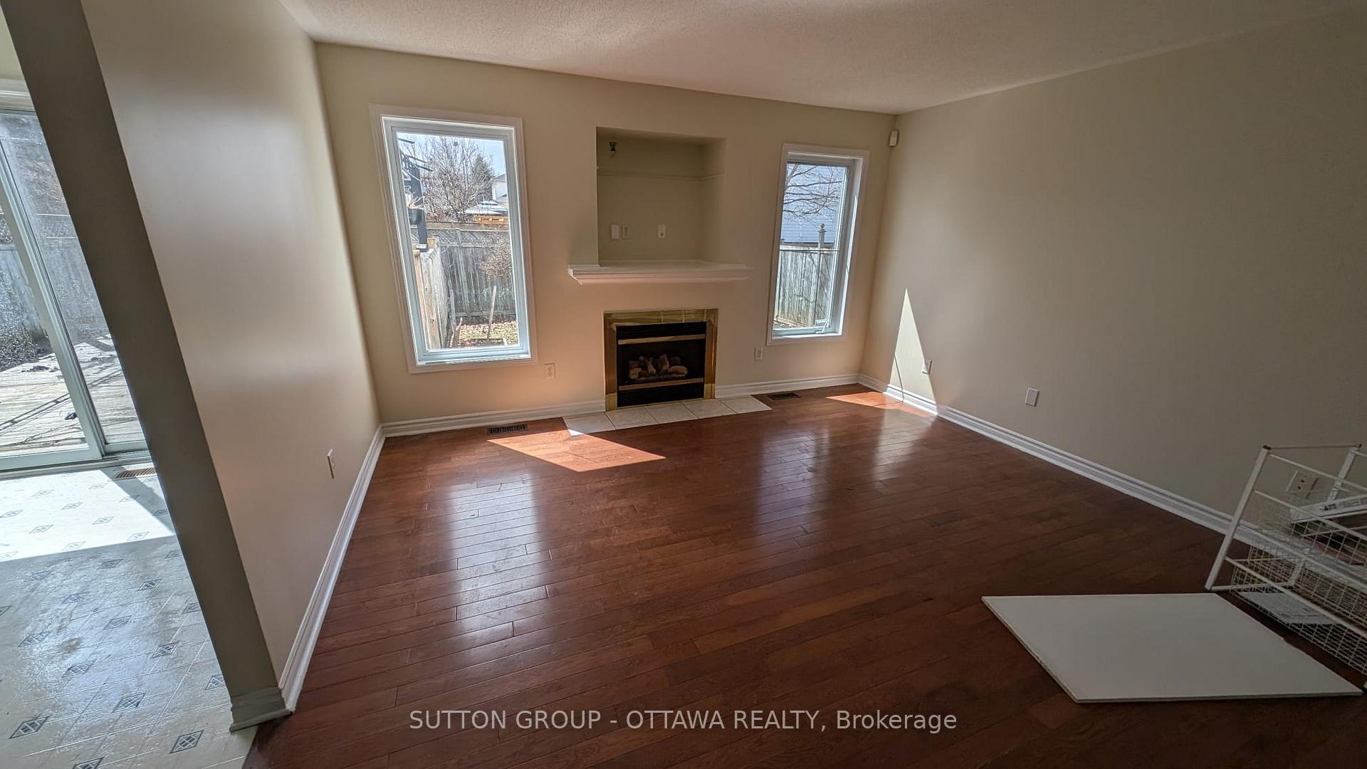 Photo 7 of 22 Westmeath Crescent, Ottawa, Kanata - Morgan's Grant/South March — HOMEH