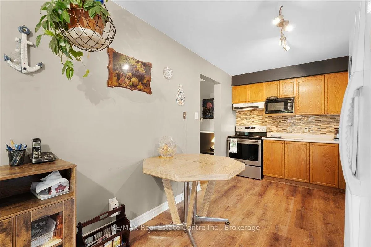 Photo 12 of 75 Marisa Street, Kitchener — HOMEH