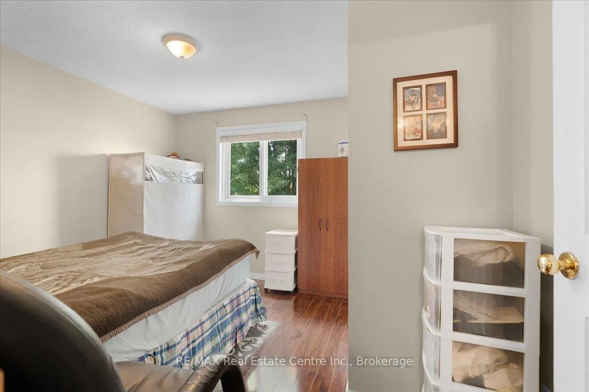 Photo 23 of 75 Marisa Street, Kitchener — HOMEH