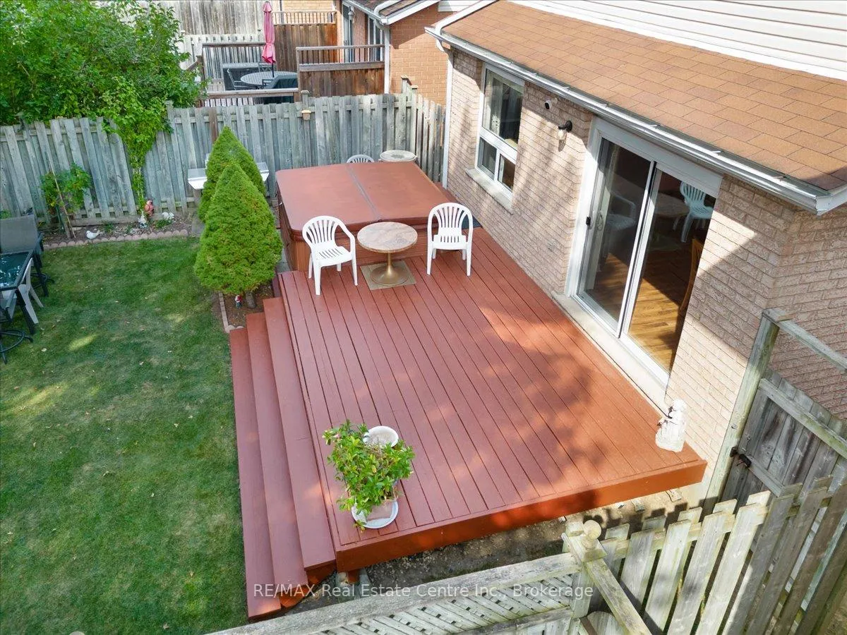 Photo 33 of 75 Marisa Street, Kitchener — HOMEH