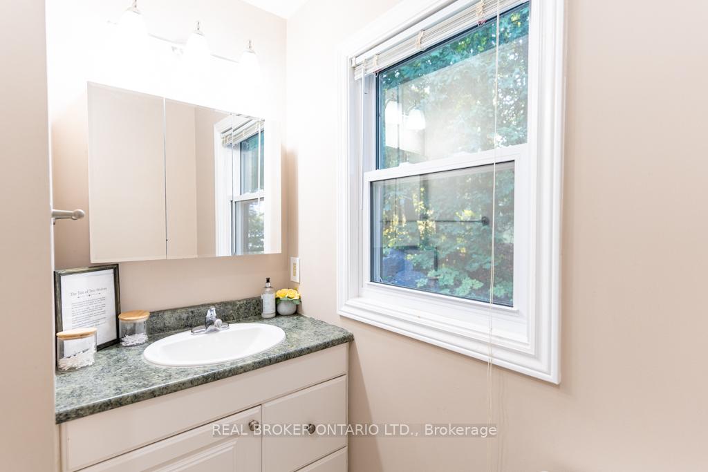 Photo 16 of 1394 Snye Road, Lanark Highlands, Lanark Highlands (Darling) Twp — HOMEH