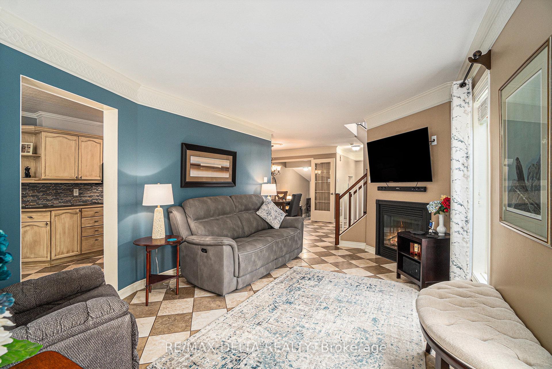 Photo 7 of 84 Piper Crescent, Ottawa, Kanata - Morgan's Grant/South March — HOMEH
