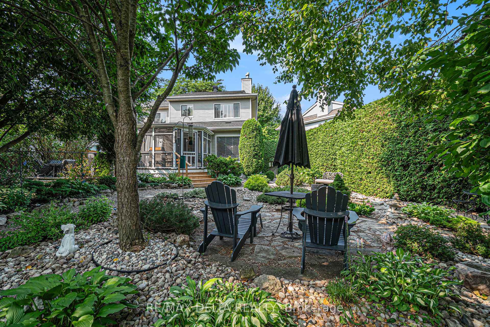 Photo 31 of 84 Piper Crescent, Ottawa, Kanata - Morgan's Grant/South March — HOMEH