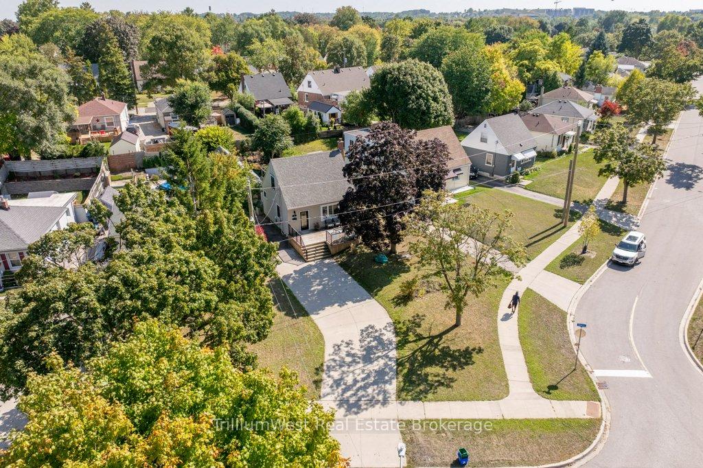 Photo 49 of 18 St. Clair Avenue, Kitchener — HOMEH