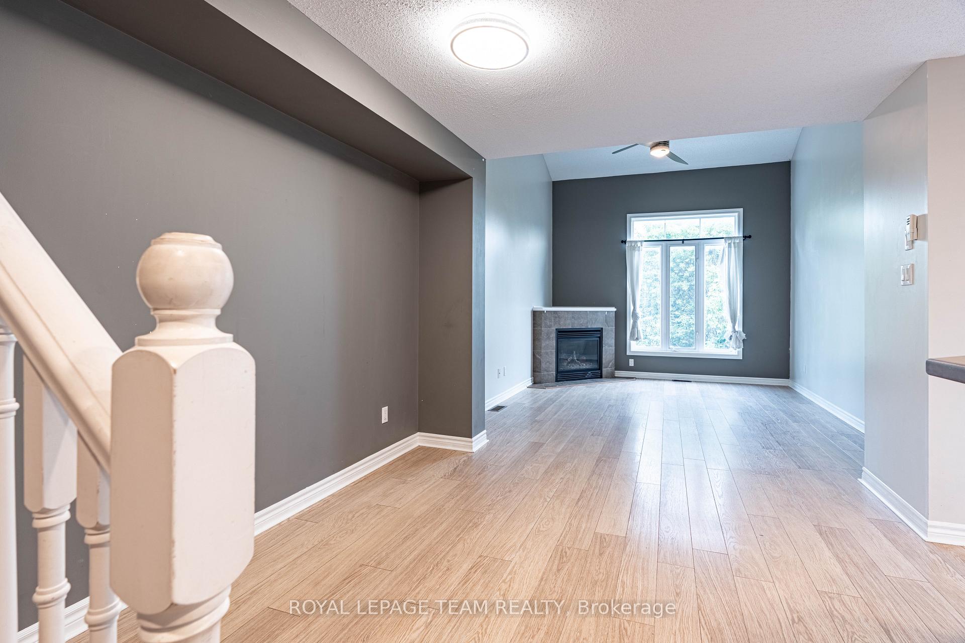 Photo 14 of 238 Tandalee Crescent, Ottawa, Kanata - Emerald Meadows/Trailwest — HOMEH