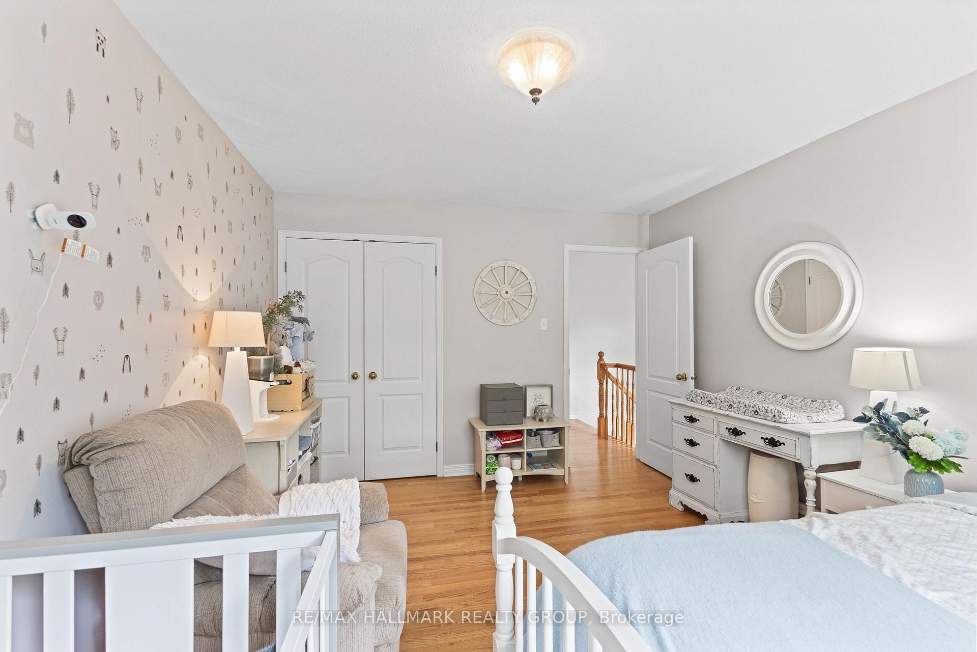 Photo 26 of 1106 Rideau Bend Crescent, Ottawa, Manotick East to Manotick Station — HOMEH