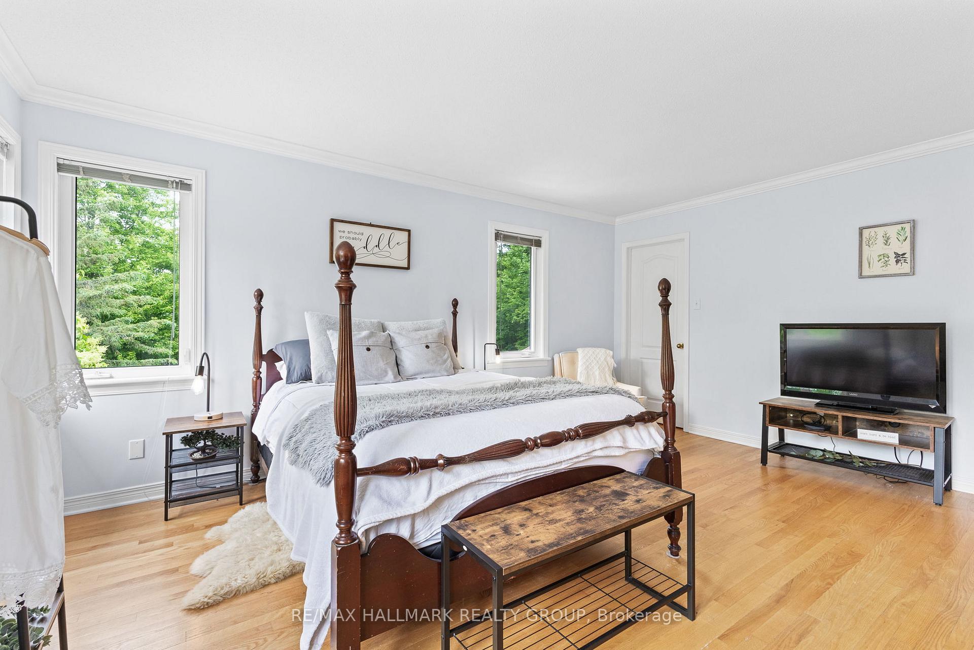 Photo 31 of 1106 Rideau Bend Crescent, Ottawa, Manotick East to Manotick Station — HOMEH