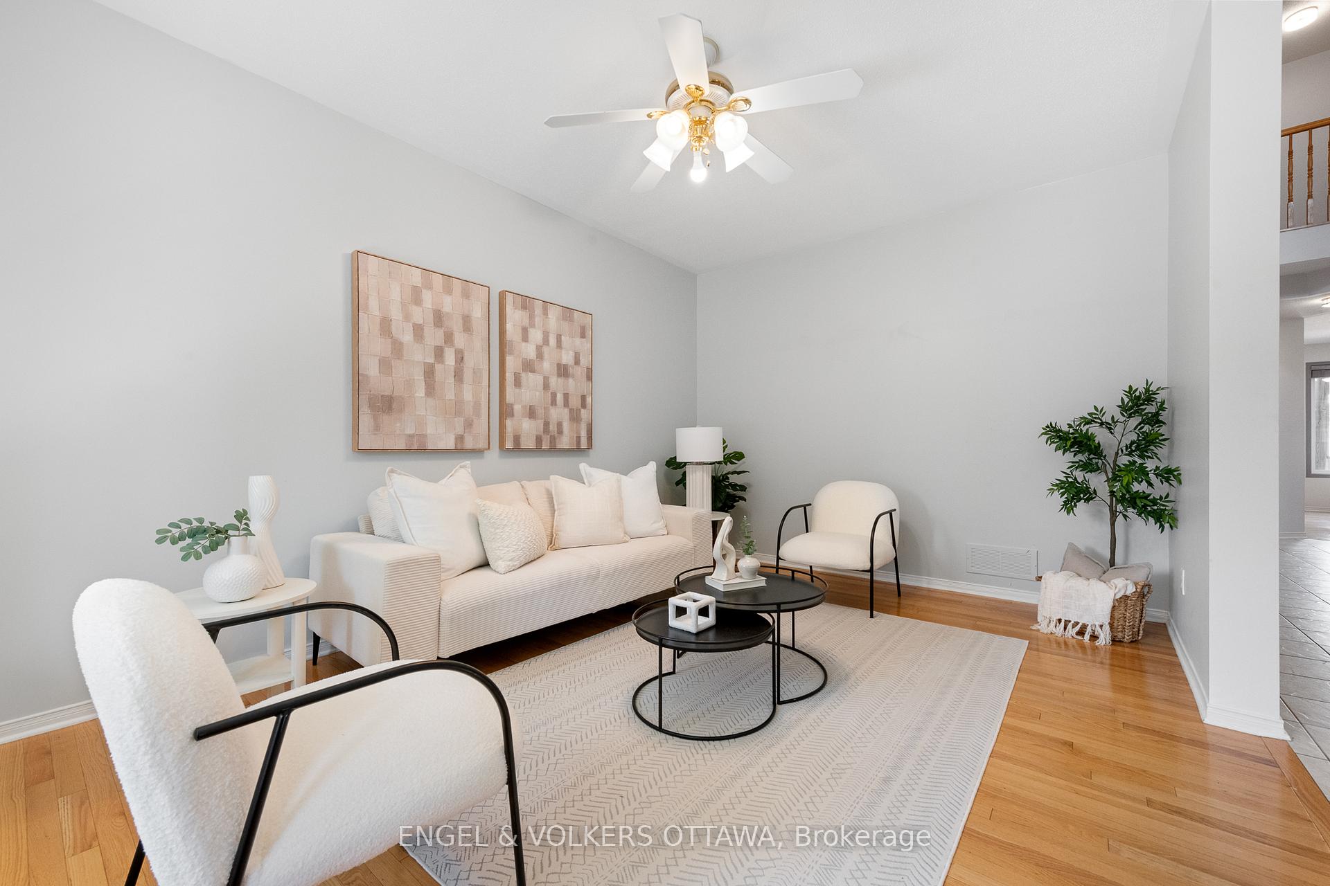 Photo 4 of 26 Redcar Crescent, Ottawa, Kanata - Morgan's Grant/South March — HOMEH
