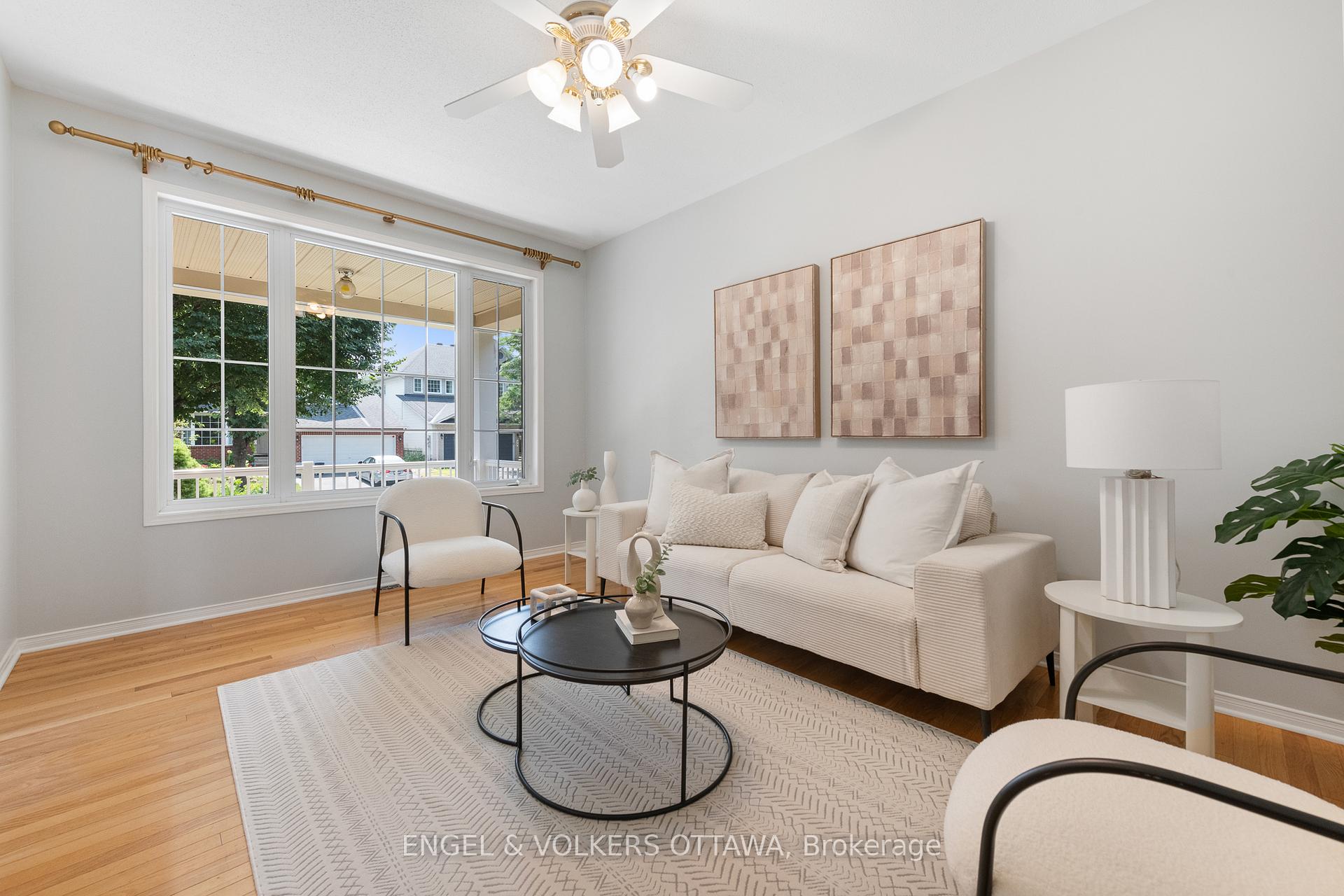 Photo 5 of 26 Redcar Crescent, Ottawa, Kanata - Morgan's Grant/South March — HOMEH