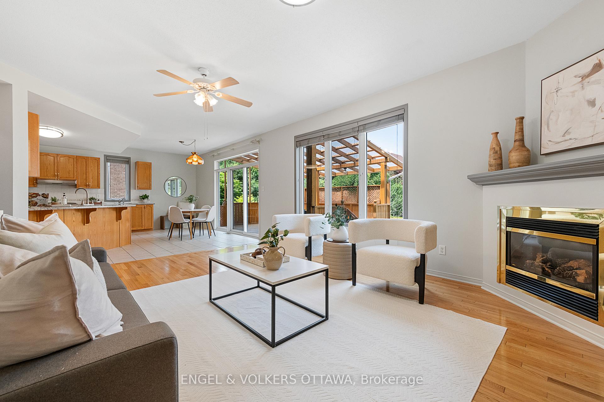 Photo 16 of 26 Redcar Crescent, Ottawa, Kanata - Morgan's Grant/South March — HOMEH
