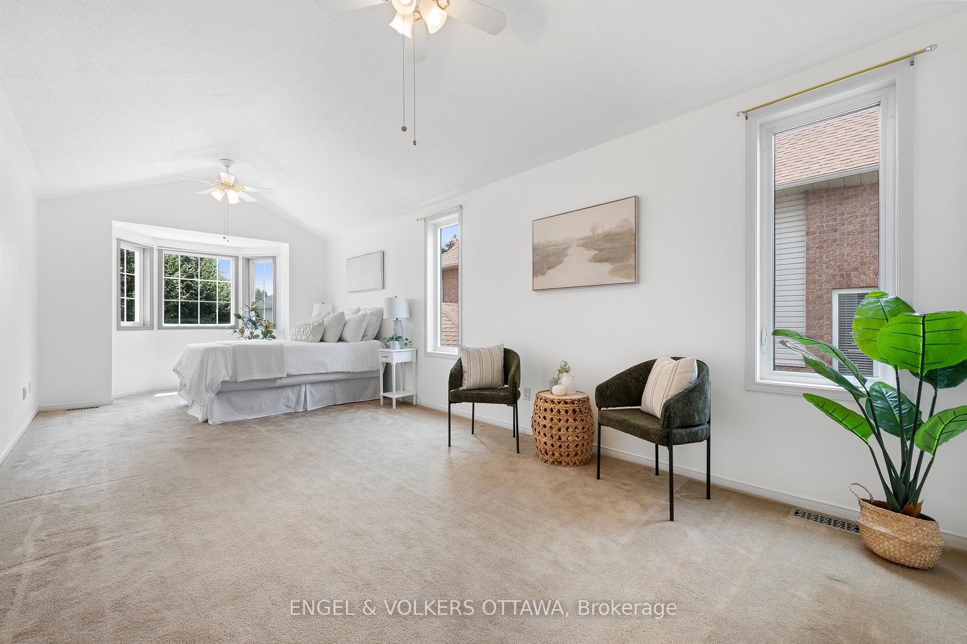 Photo 21 of 26 Redcar Crescent, Ottawa, Kanata - Morgan's Grant/South March — HOMEH