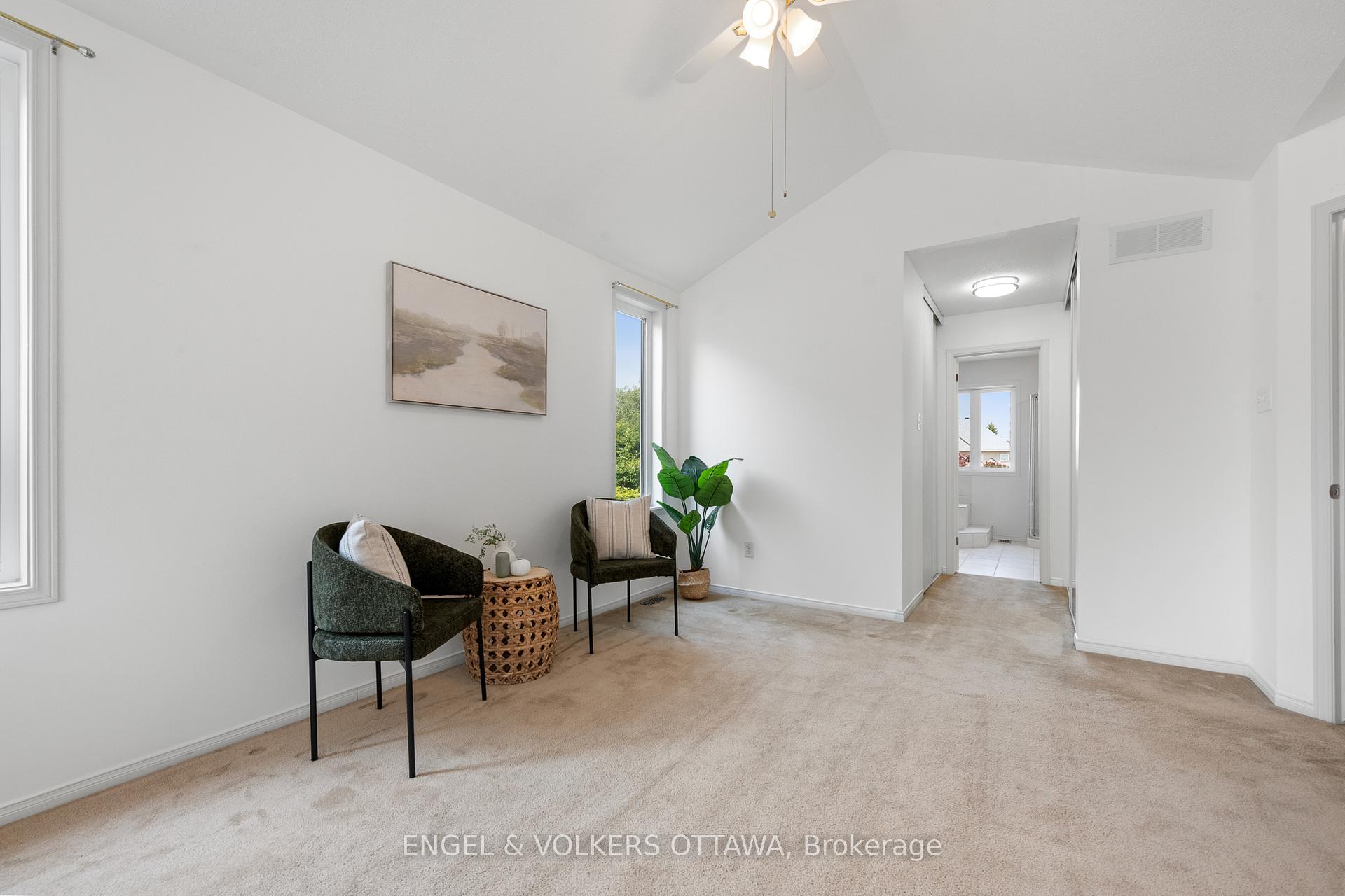 Photo 23 of 26 Redcar Crescent, Ottawa, Kanata - Morgan's Grant/South March — HOMEH