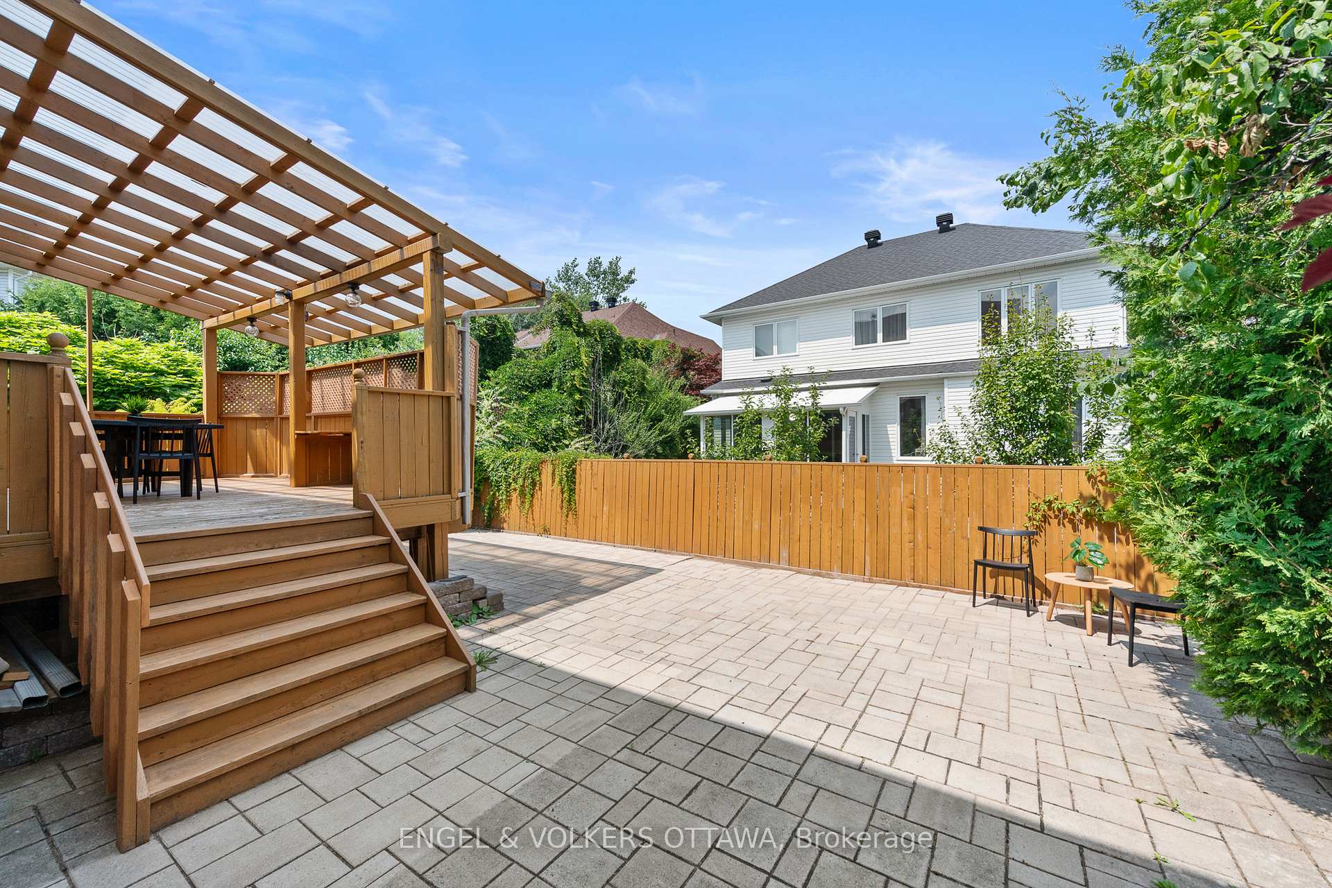 Photo 40 of 26 Redcar Crescent, Ottawa, Kanata - Morgan's Grant/South March — HOMEH