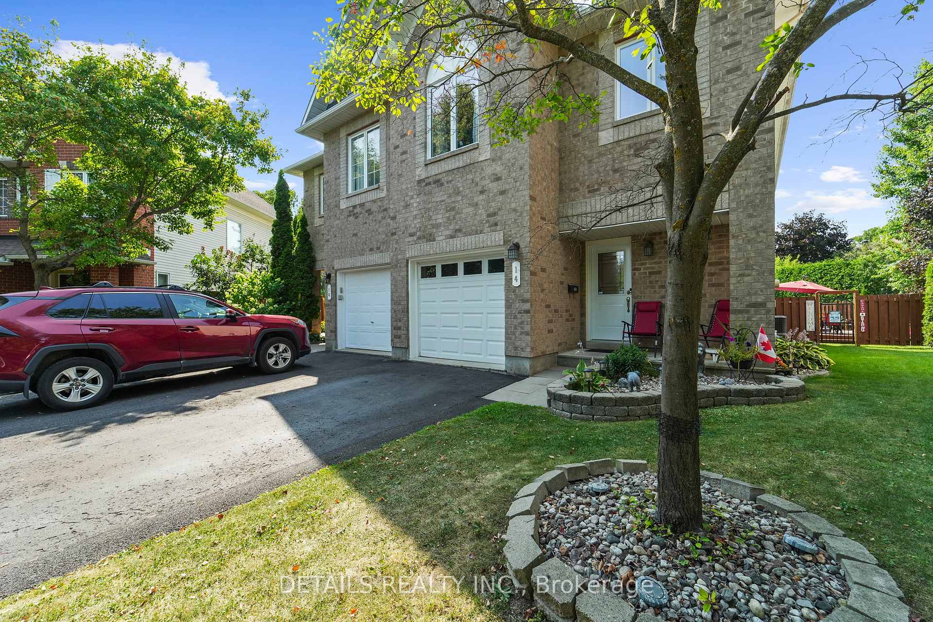 Photo 4 of 14 Mcpeake Place, Ottawa, Kanata - Morgan's Grant/South March — HOMEH