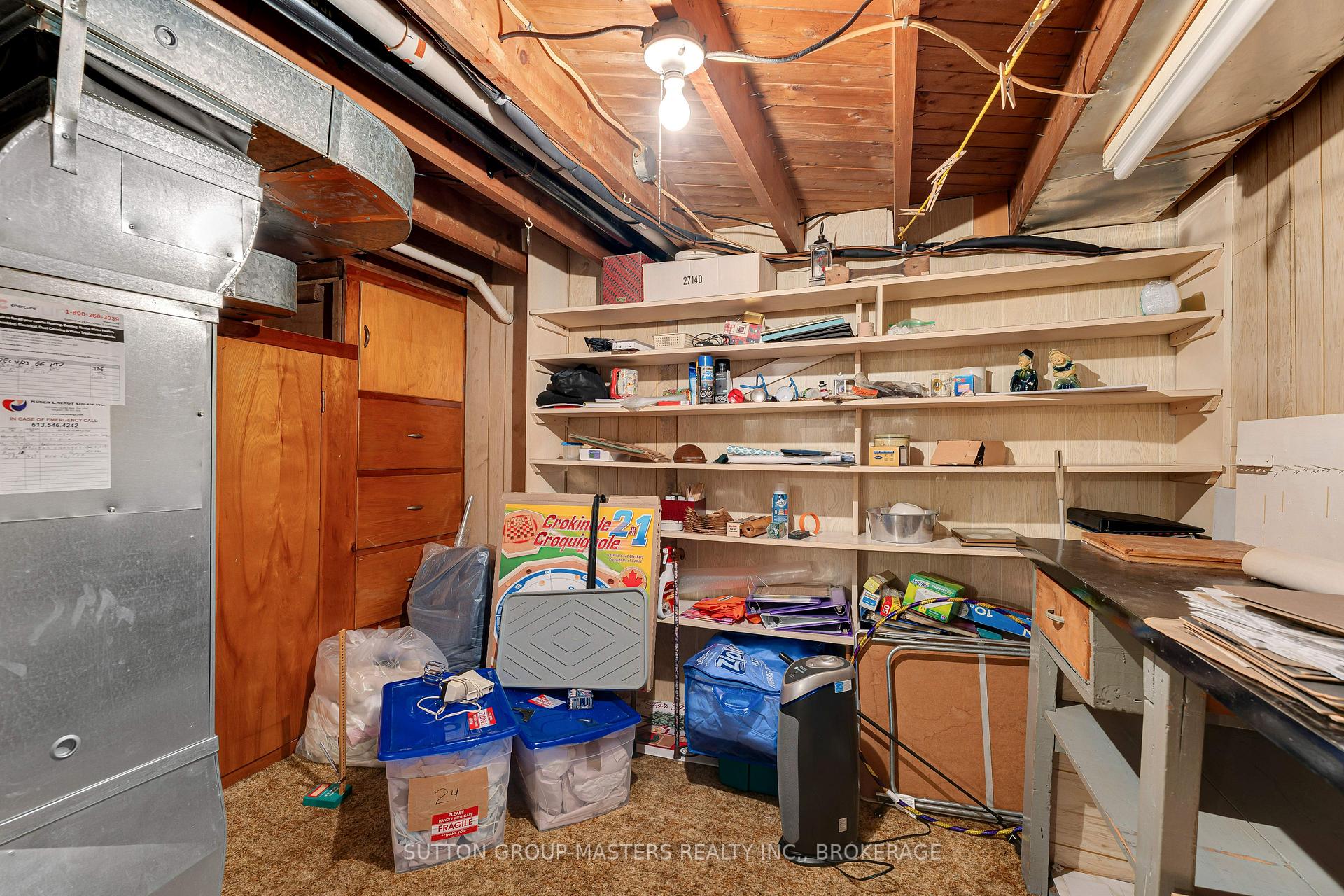 Photo 30 of 913 Victoria Street, Kingston, East of Sir John A. Blvd — HOMEH