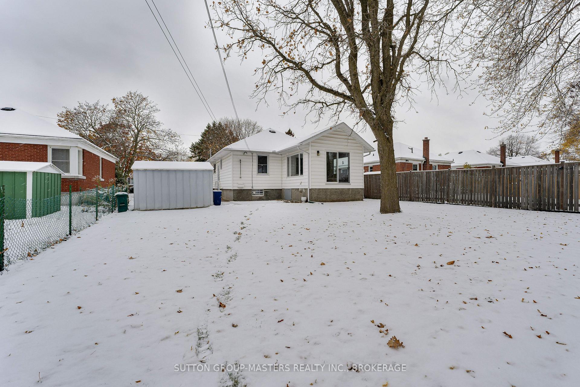 Photo 32 of 913 Victoria Street, Kingston, East of Sir John A. Blvd — HOMEH