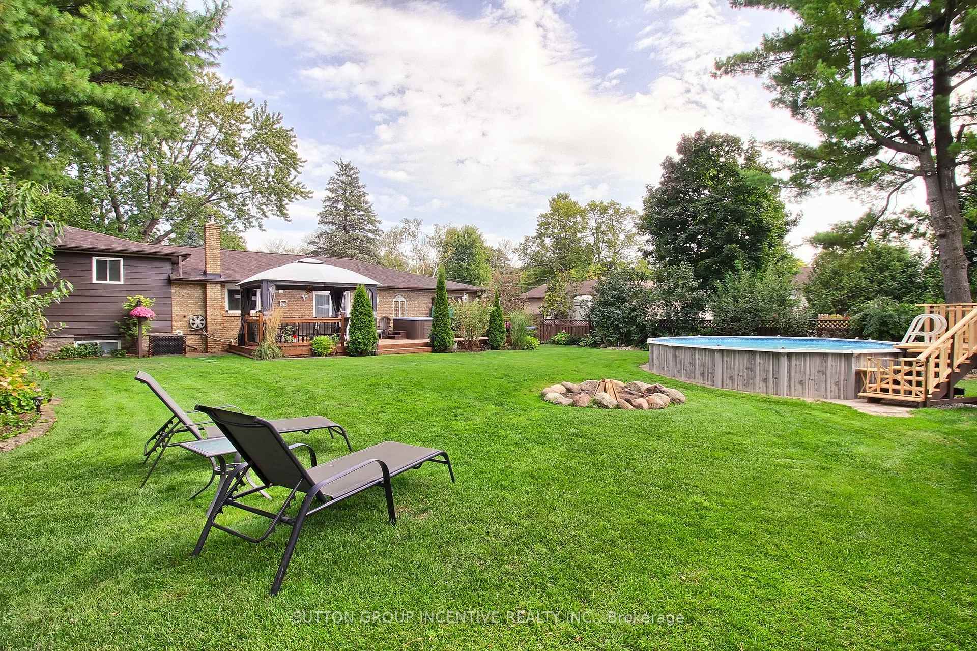 Photo 1 of 3352 Mason Drive, Innisfil, Rural Innisfil — HOMEH
