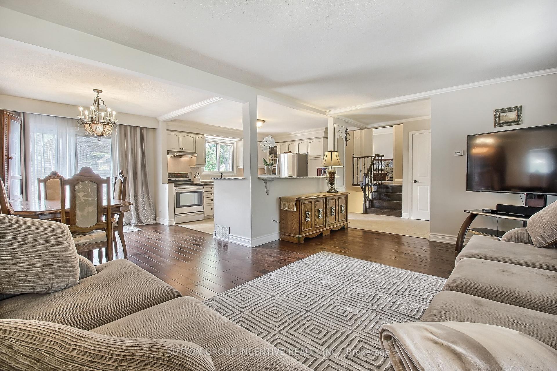 Photo 11 of 3352 Mason Drive, Innisfil, Rural Innisfil — HOMEH