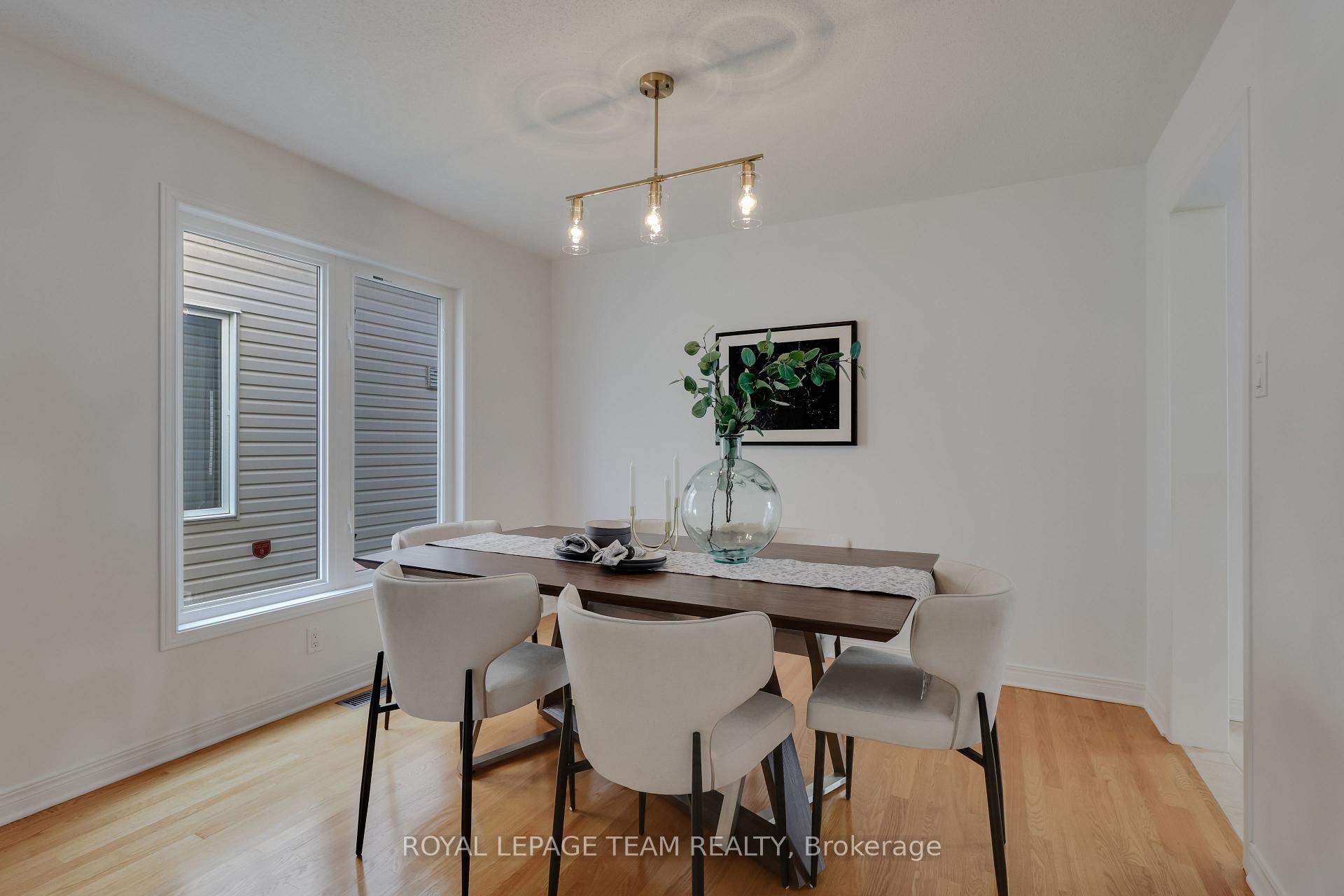 Photo 13 of 51 Stikine Drive, Ottawa, Kanata - Kanata Lakes/Heritage Hills — HOMEH