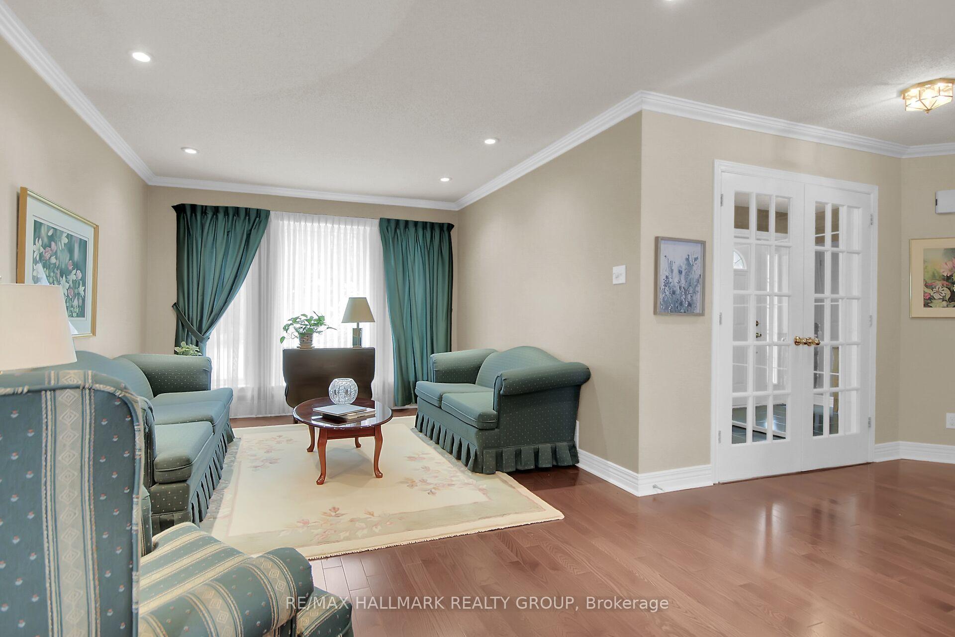 Photo 6 of 30 Langford Crescent, Ottawa, Kanata - Kanata Lakes/Heritage Hills — HOMEH