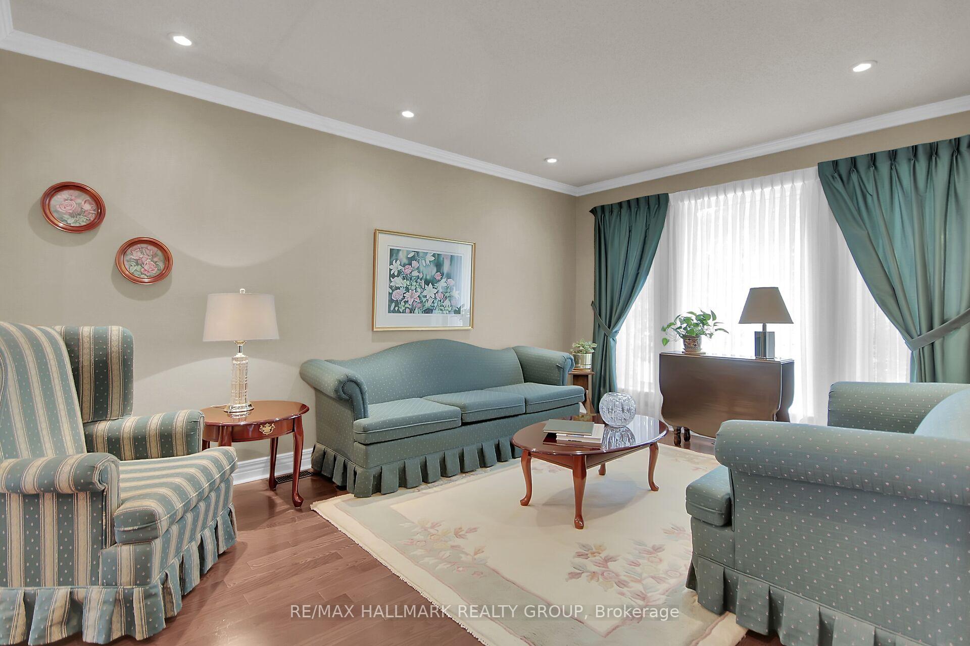 Photo 14 of 30 Langford Crescent, Ottawa, Kanata - Kanata Lakes/Heritage Hills — HOMEH