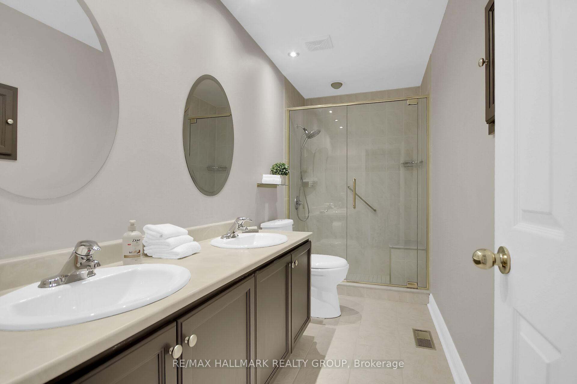 Photo 20 of 30 Langford Crescent, Ottawa, Kanata - Kanata Lakes/Heritage Hills — HOMEH