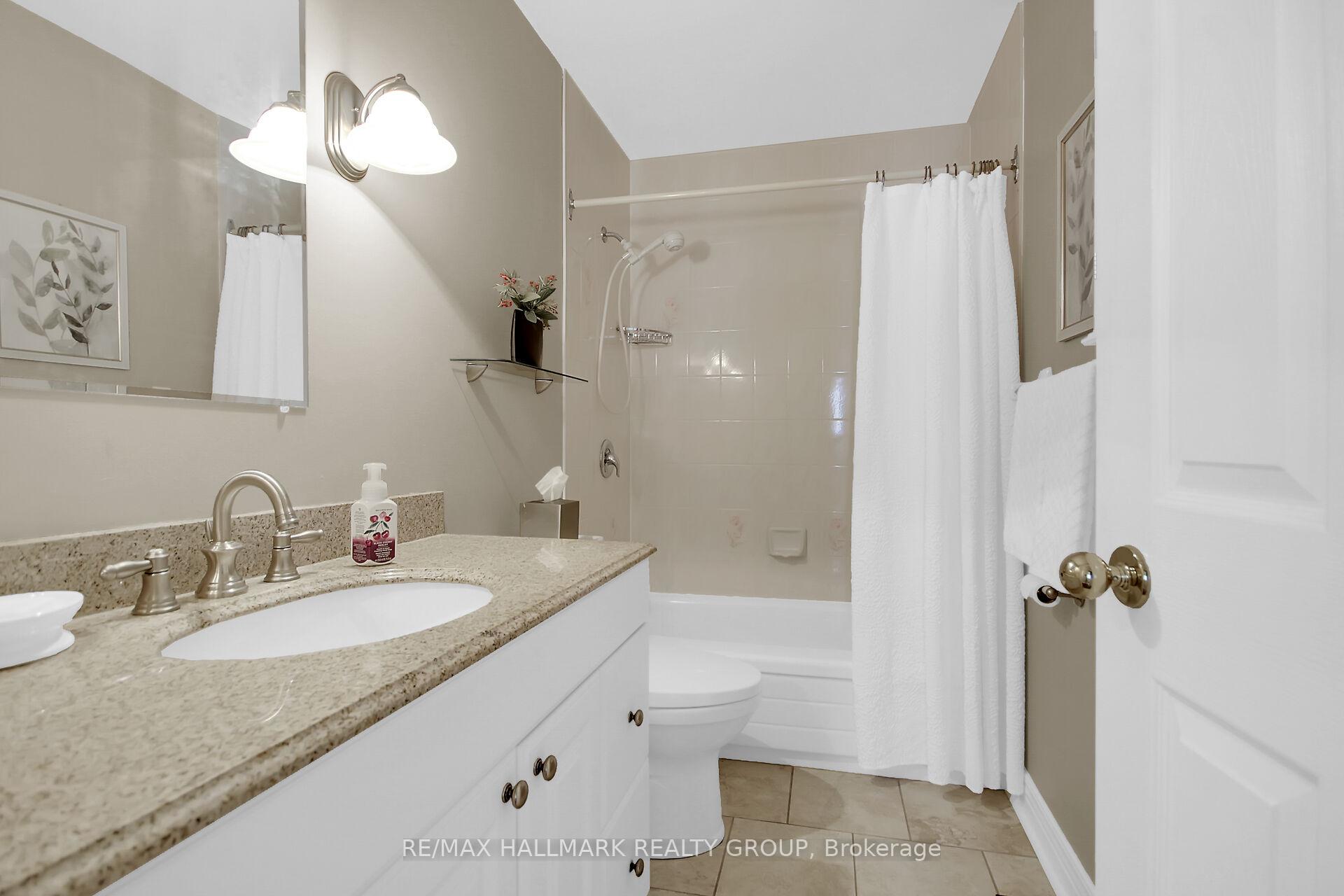 Photo 27 of 30 Langford Crescent, Ottawa, Kanata - Kanata Lakes/Heritage Hills — HOMEH