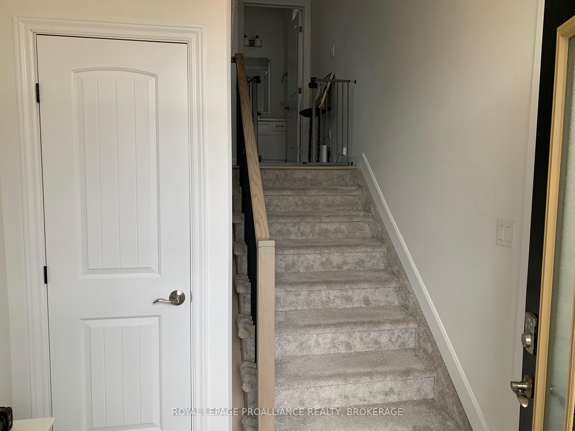 Photo 2 of 115 Superior Drive, Loyalist, Amherstview — HOMEH