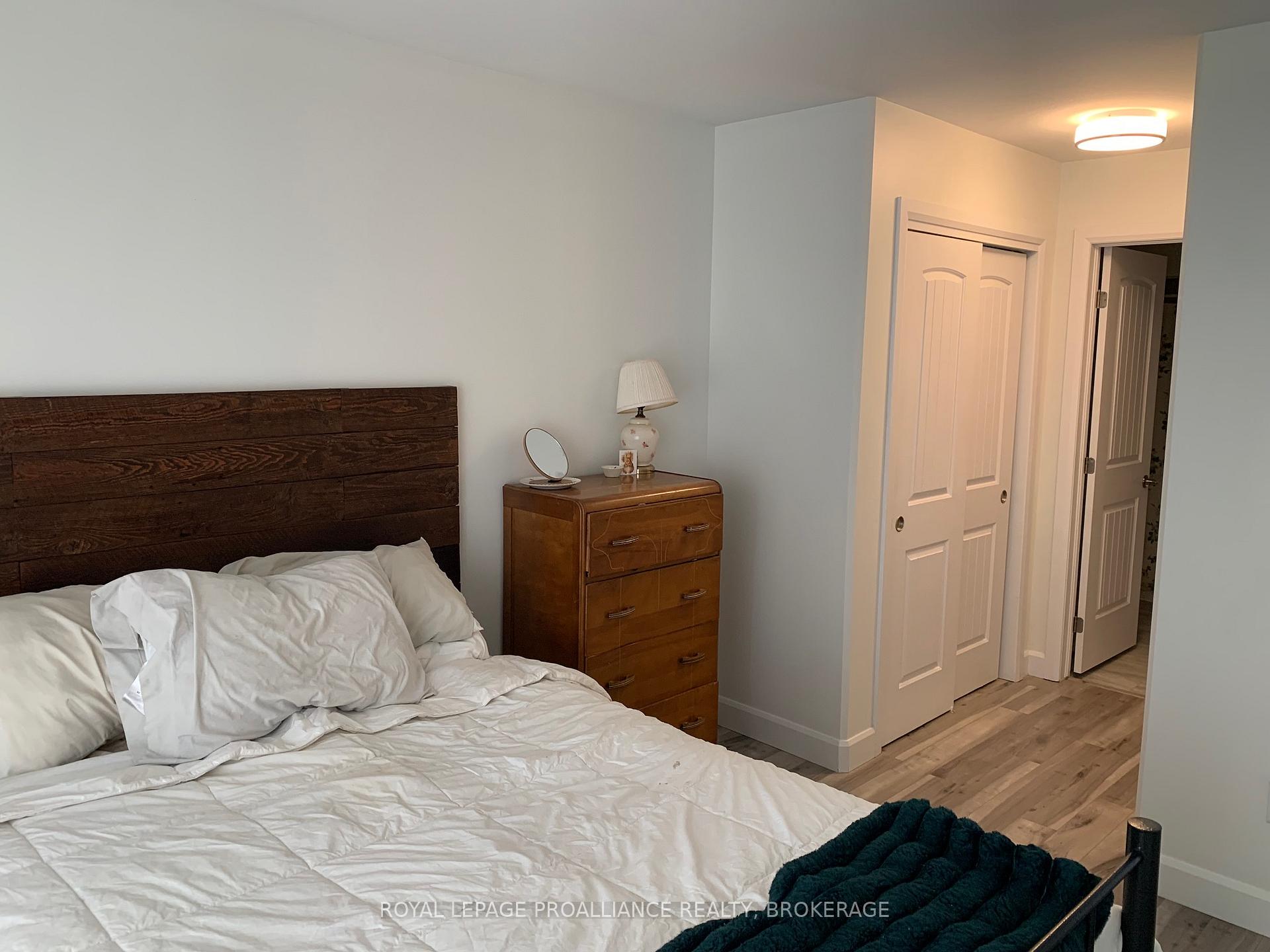Photo 16 of 115 Superior Drive, Loyalist, Amherstview — HOMEH
