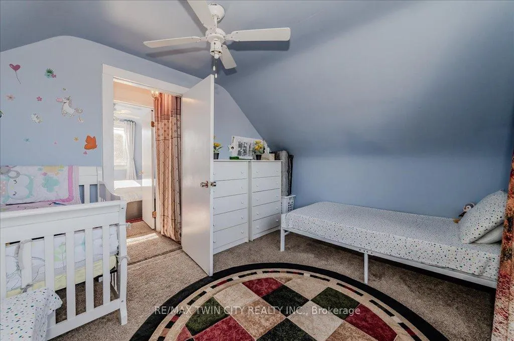 Photo 13 of 478 Greenfield Avenue, Kitchener — HOMEH