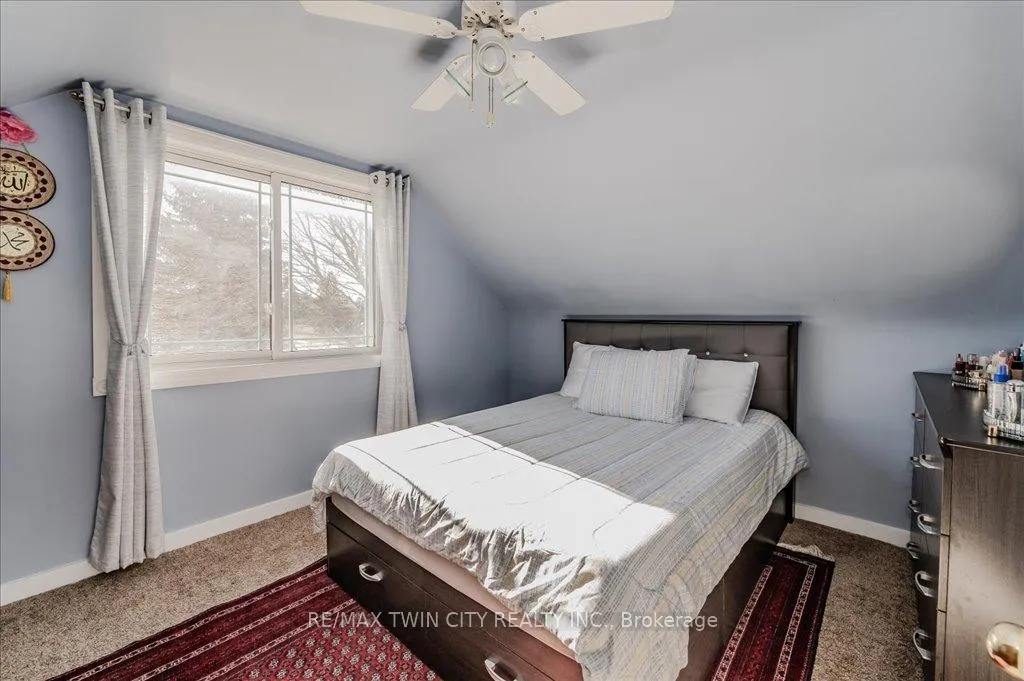 Photo 14 of 478 Greenfield Avenue, Kitchener — HOMEH