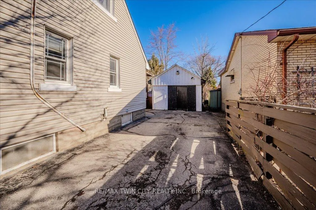 Photo 19 of 478 Greenfield Avenue, Kitchener — HOMEH