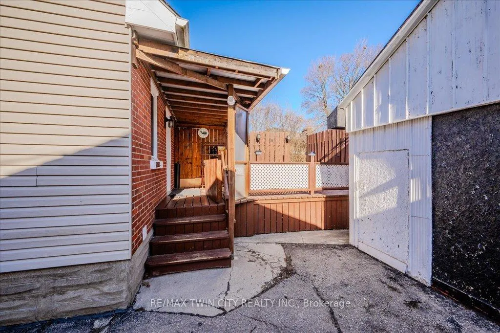 Photo 20 of 478 Greenfield Avenue, Kitchener — HOMEH