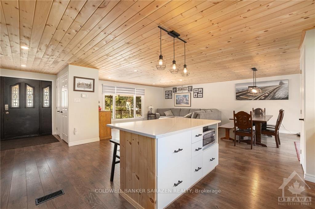 Photo 8 of 179 Moore Street, McNab/Braeside, Mcnab/Braeside Twps — HOMEH