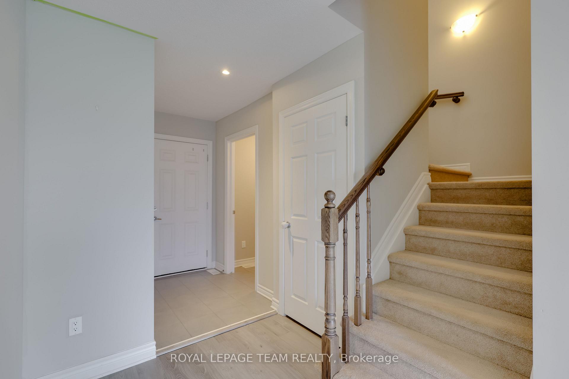 Photo 10 of 512 Silvertip Lane, Ottawa, Kanata - Kanata Lakes/Heritage Hills — HOMEH