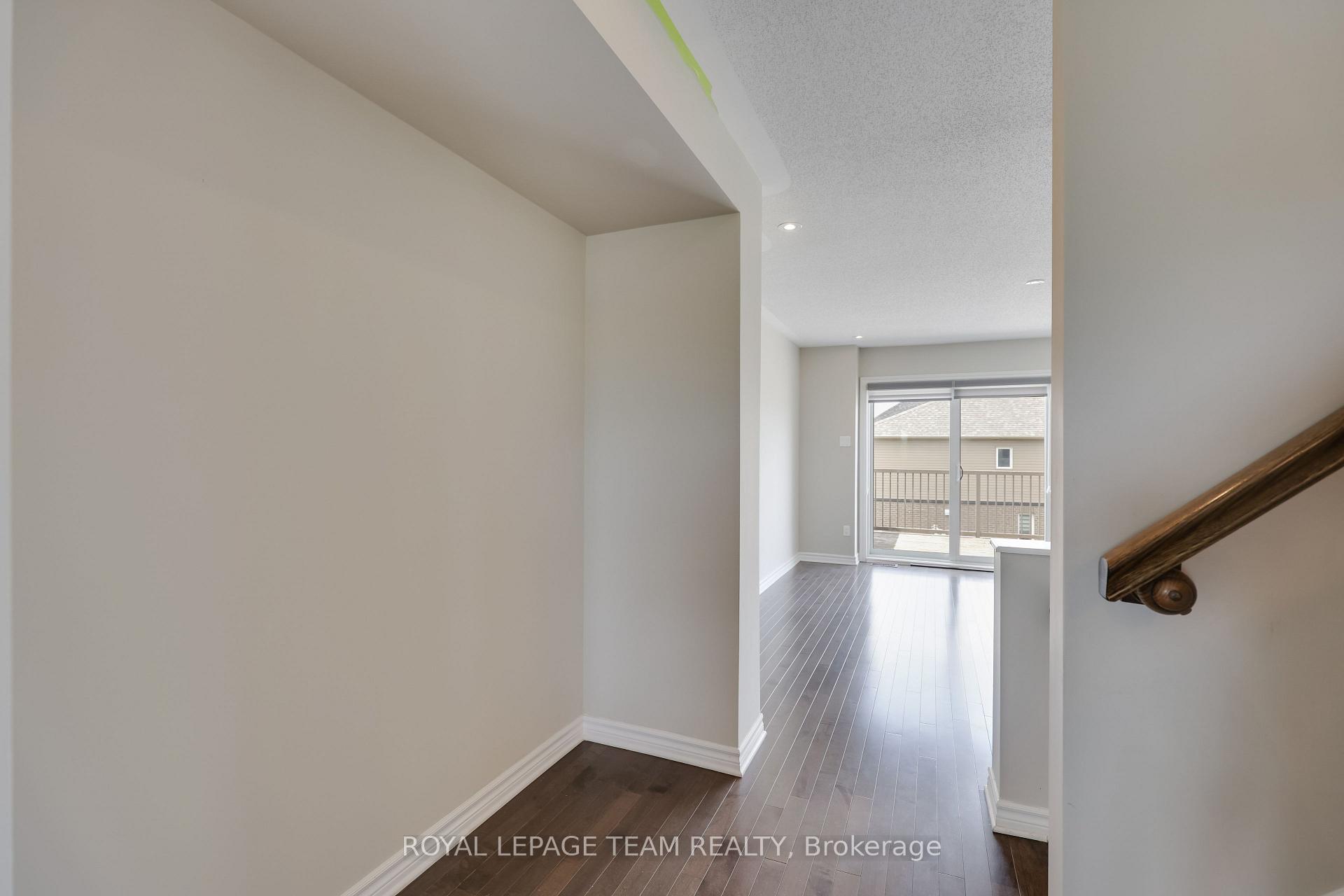 Photo 12 of 512 Silvertip Lane, Ottawa, Kanata - Kanata Lakes/Heritage Hills — HOMEH