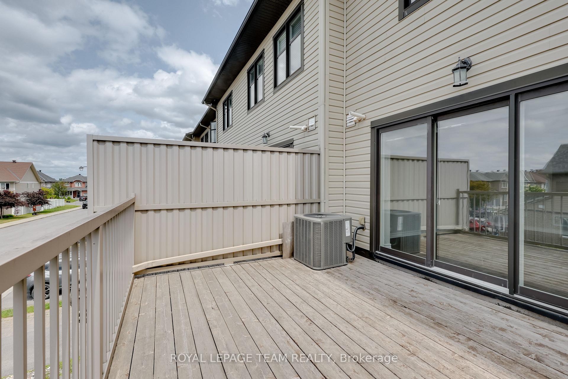 Photo 21 of 512 Silvertip Lane, Ottawa, Kanata - Kanata Lakes/Heritage Hills — HOMEH