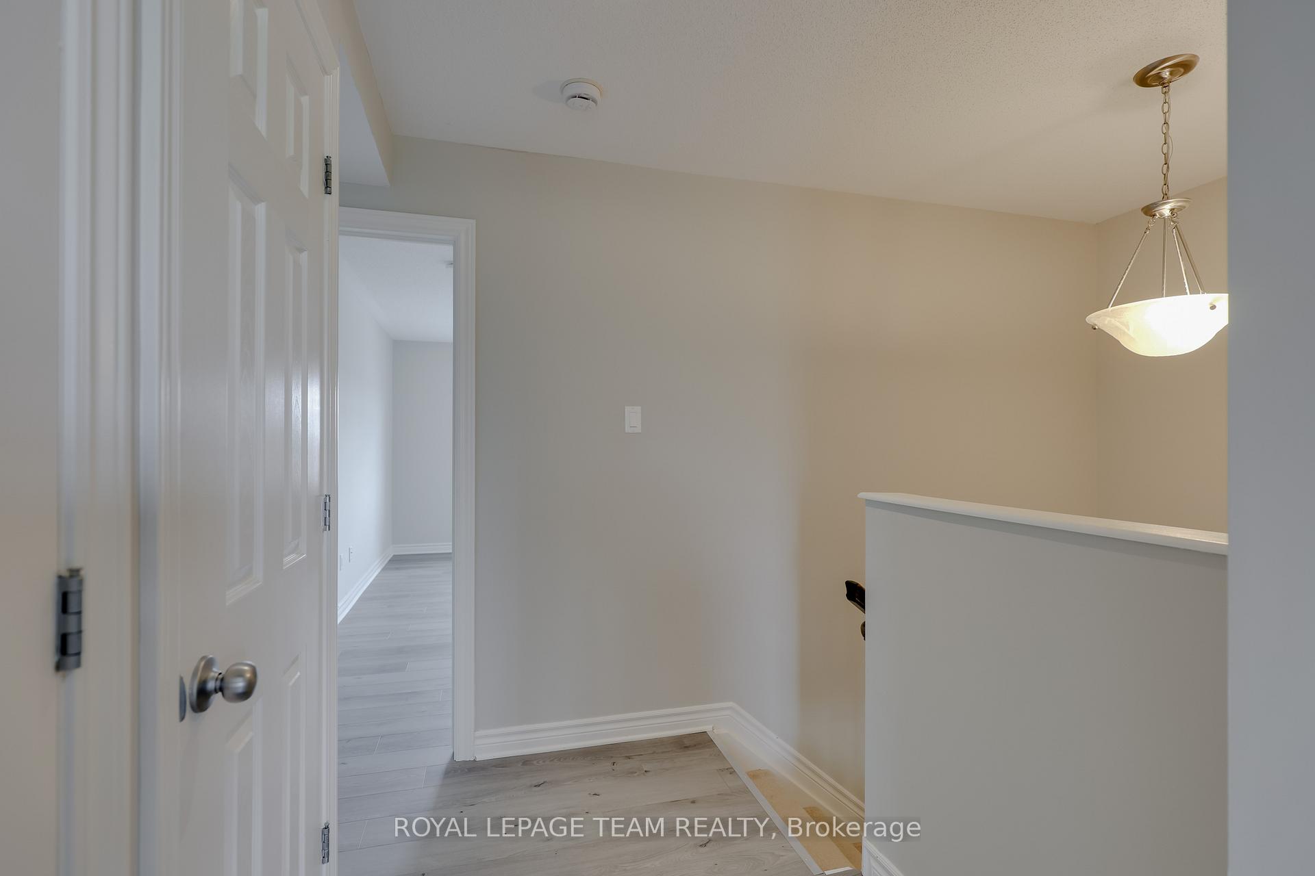 Photo 23 of 512 Silvertip Lane, Ottawa, Kanata - Kanata Lakes/Heritage Hills — HOMEH