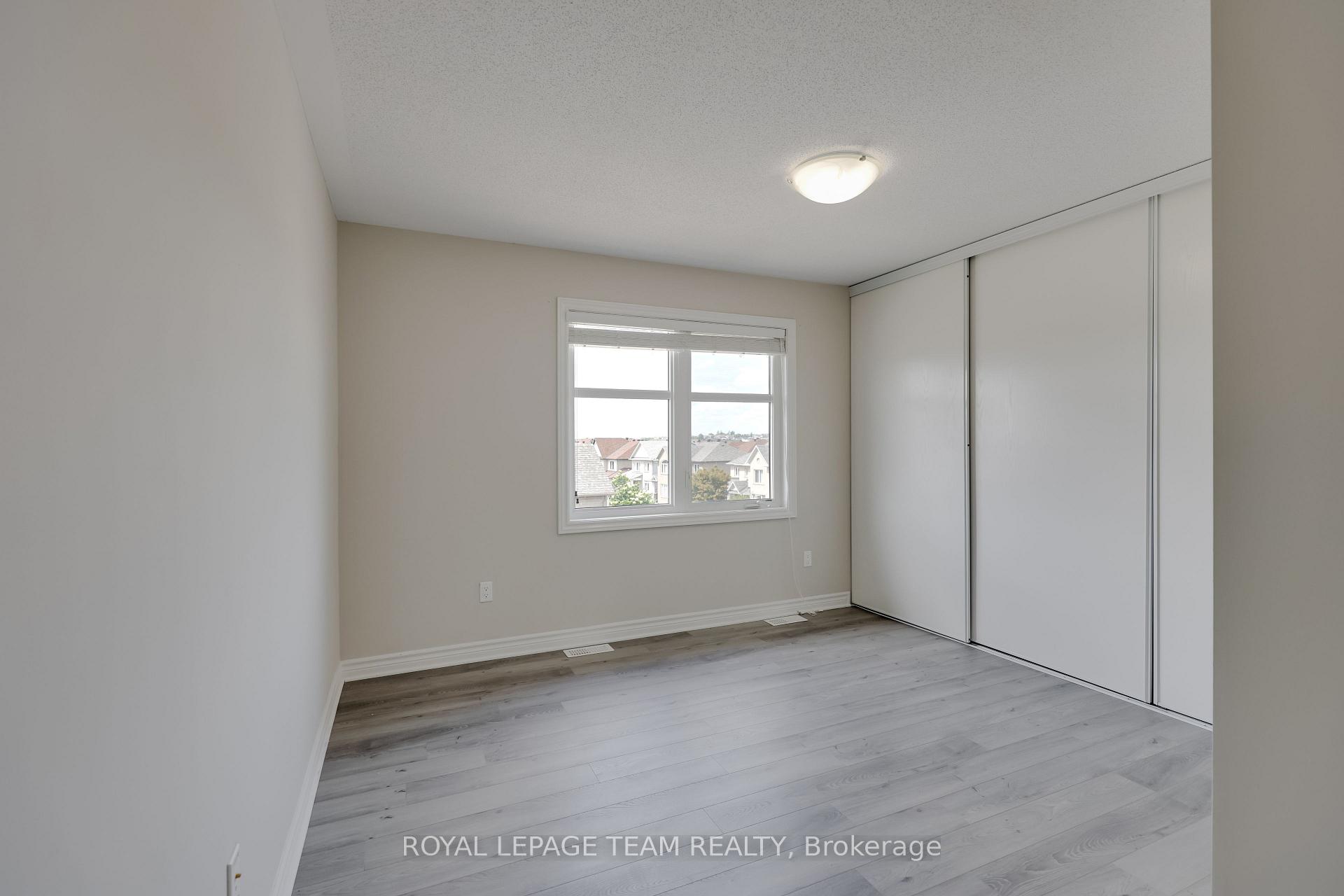 Photo 24 of 512 Silvertip Lane, Ottawa, Kanata - Kanata Lakes/Heritage Hills — HOMEH