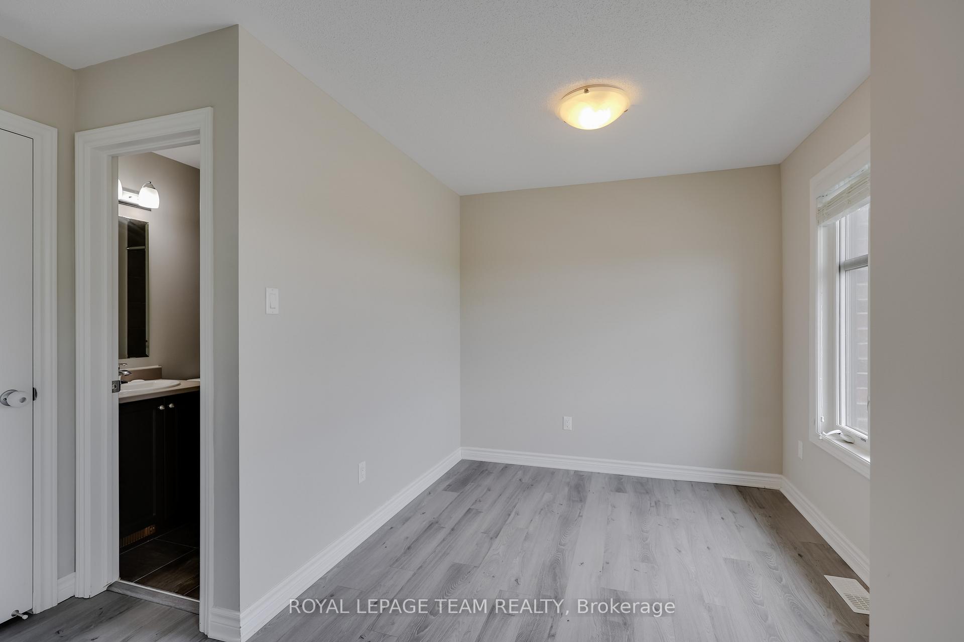 Photo 29 of 512 Silvertip Lane, Ottawa, Kanata - Kanata Lakes/Heritage Hills — HOMEH